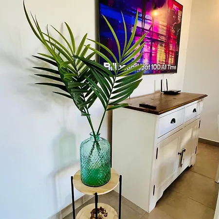 Tenbelsol Apartment *